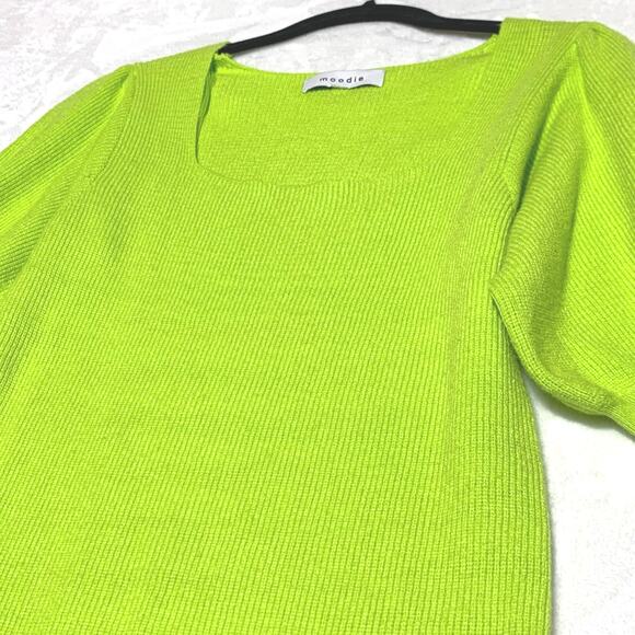 Moodie Short Sleeve Sweater Lime Green sz Small Square Neck Puff Sleeve SOFT - Picture 5 of 10